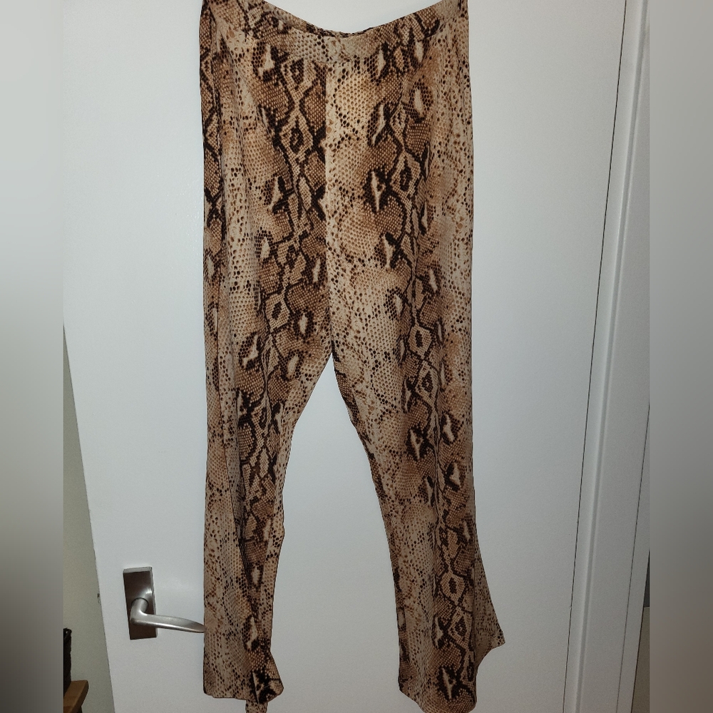 Ladies pants